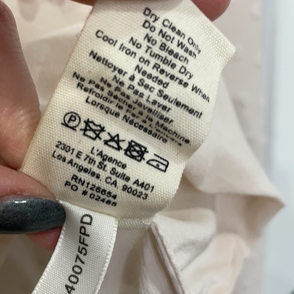 L’AGENCE Perry Silk Blouse - Picture 11 of 12